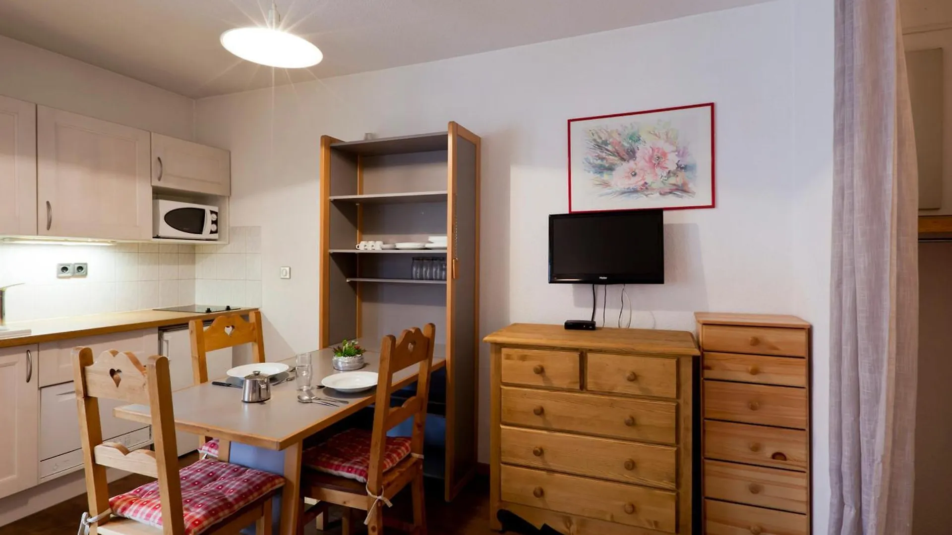 Studio Equipe Avec Balcon, Wifi Et Animaux Admis - Fr-1-512-184 Brides-les-Bains 0*,