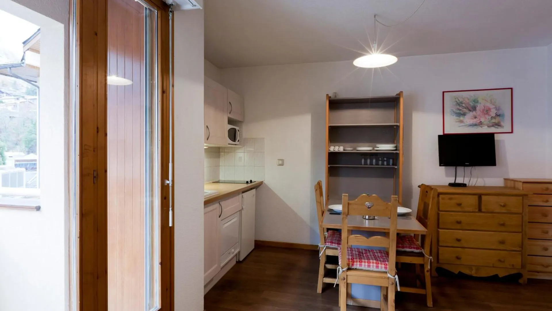 Studio Equipe Avec Balcon, Wifi Et Animaux Admis - Fr-1-512-184 Brides-les-Bains Apartment